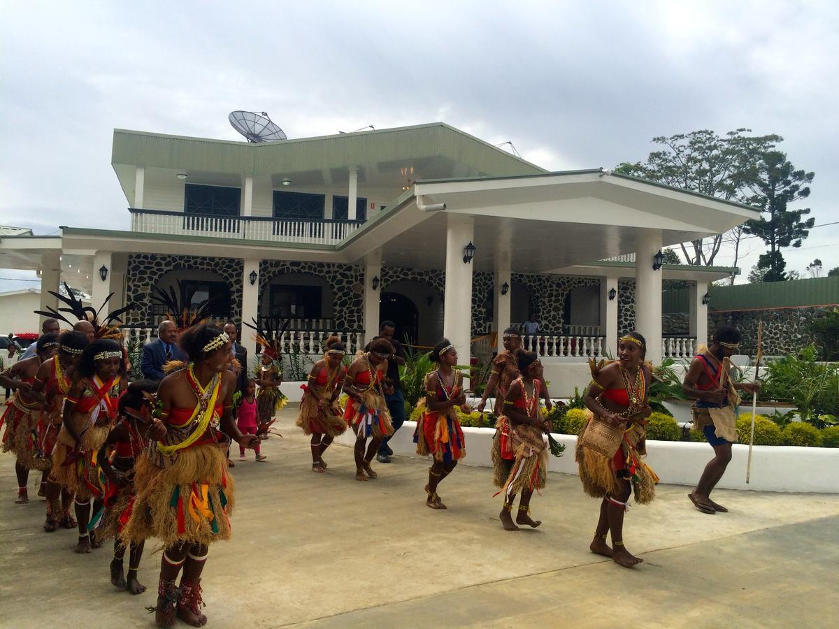 Mcroyal Hotel Mount Hagen 外观 照片
