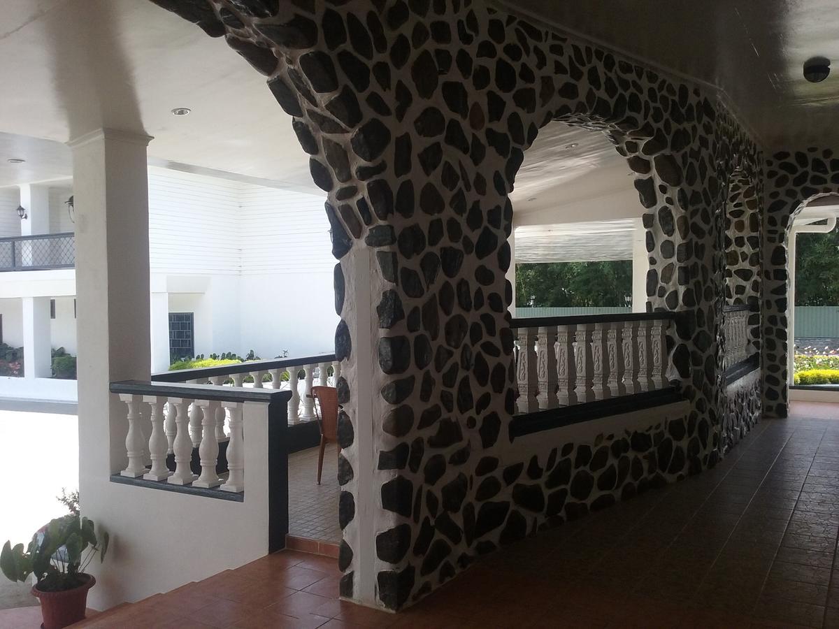 Mcroyal Hotel Mount Hagen 外观 照片