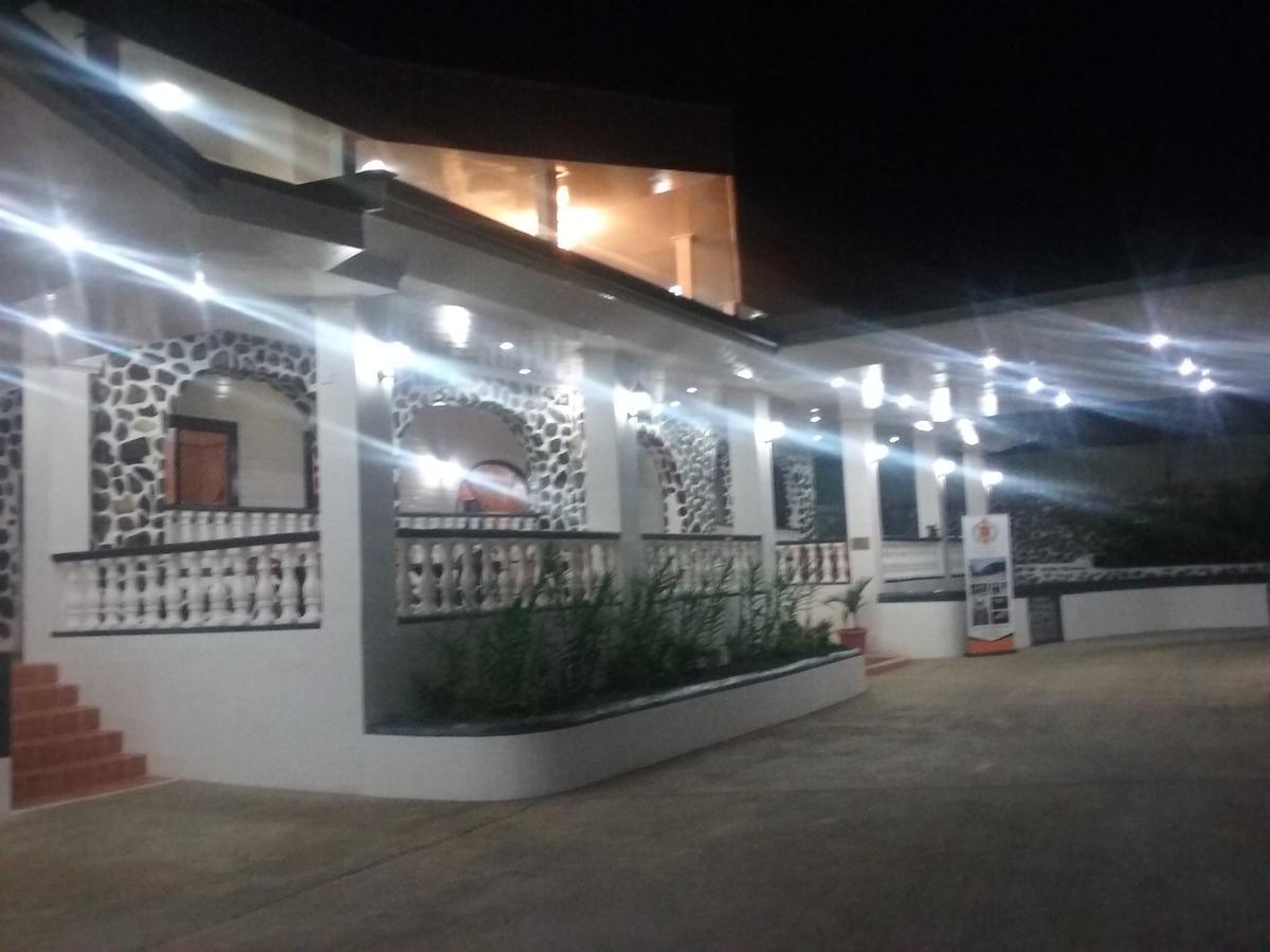 Mcroyal Hotel Mount Hagen 外观 照片