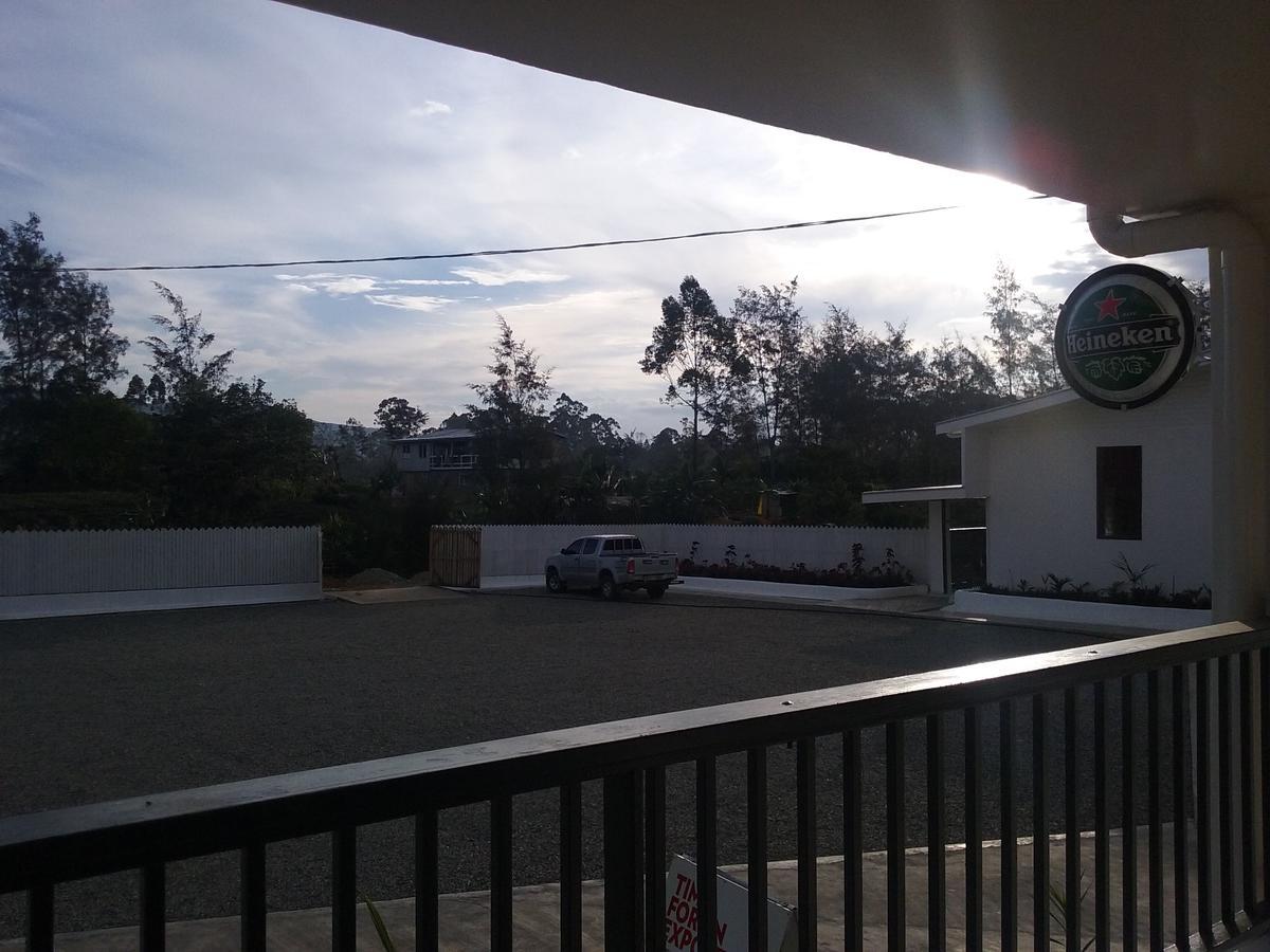 Mcroyal Hotel Mount Hagen 外观 照片