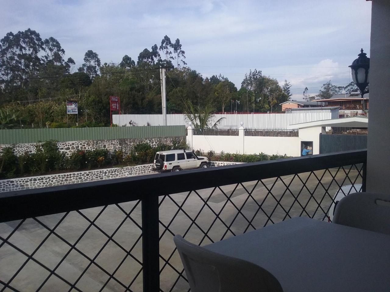 Mcroyal Hotel Mount Hagen 客房 照片