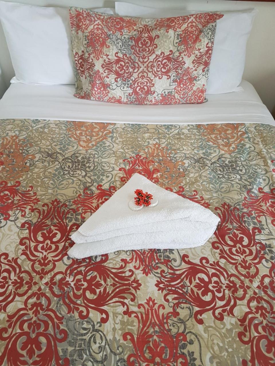 Mcroyal Hotel Mount Hagen 外观 照片