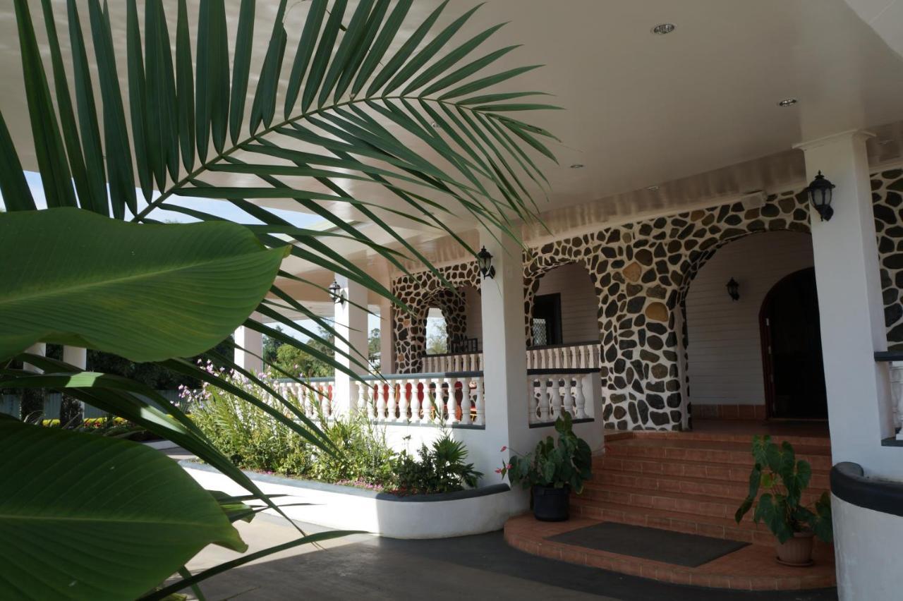 Mcroyal Hotel Mount Hagen 外观 照片